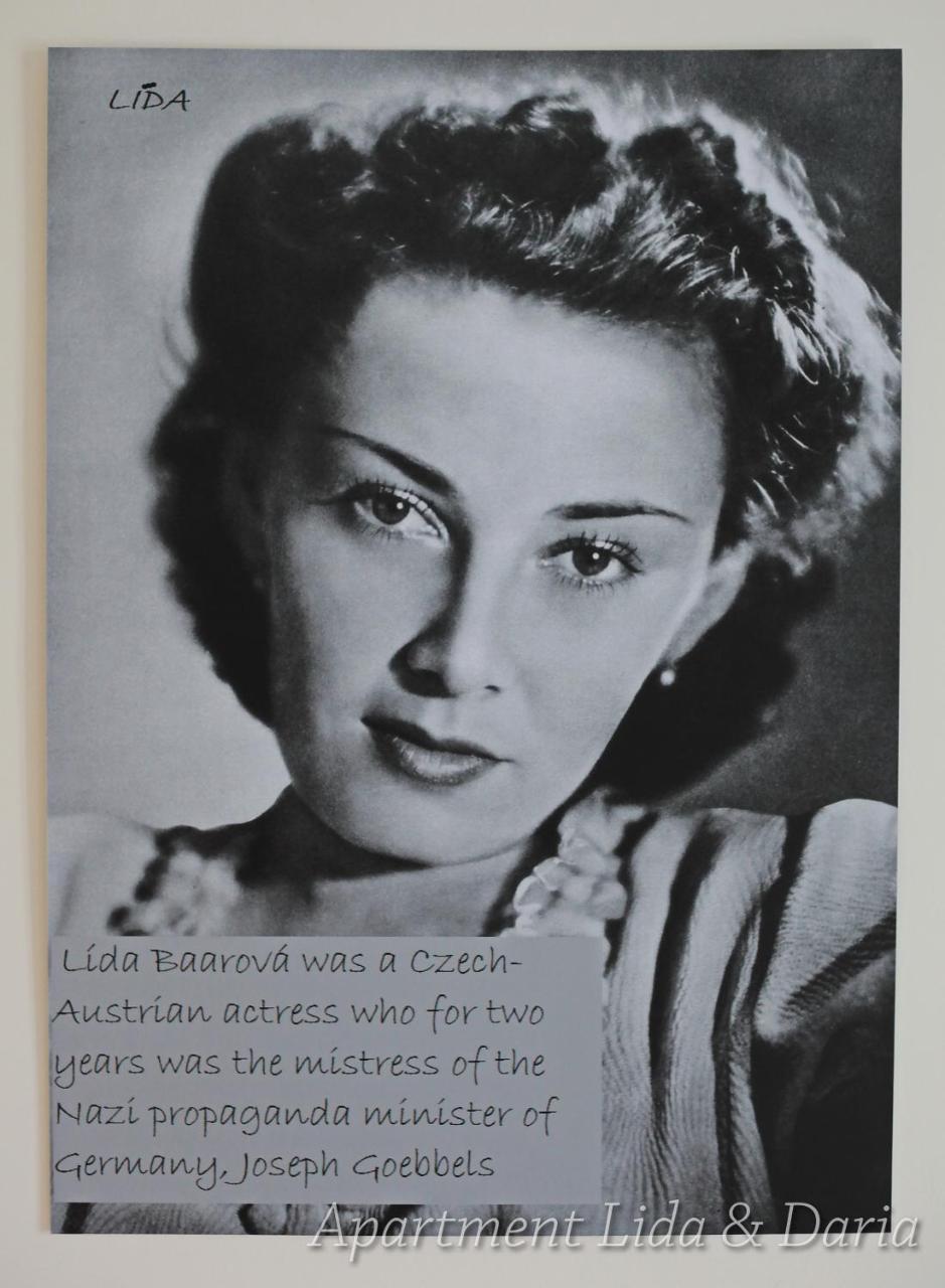 Apartment Women's Hall Of Fame *